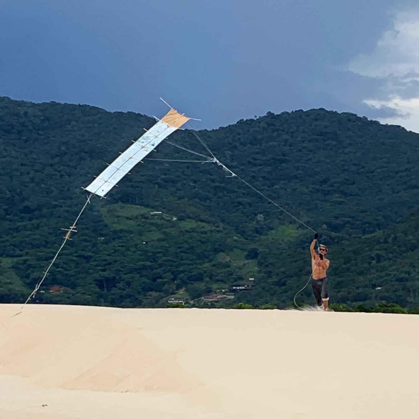 Invierno III — 2024 — Dunas de Macacú Foto: Katy Pinheiro — Fabio Crisanti